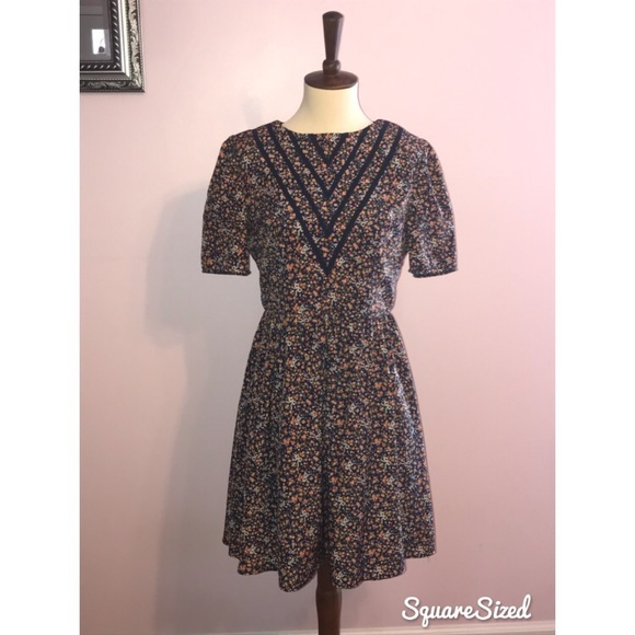 ASOS Dresses & Skirts - ASOS Dahlia Floral Dress